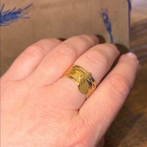 19k Yellow Gold Seven Day Ring with heart charm